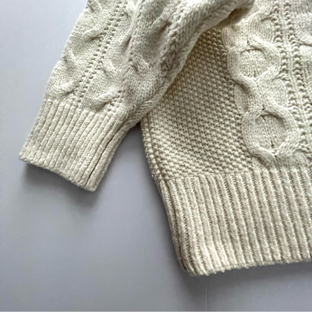 Universal Thread XL Ivory Rory boxy oversized cable Knit Sweater - Picture 8 of 8